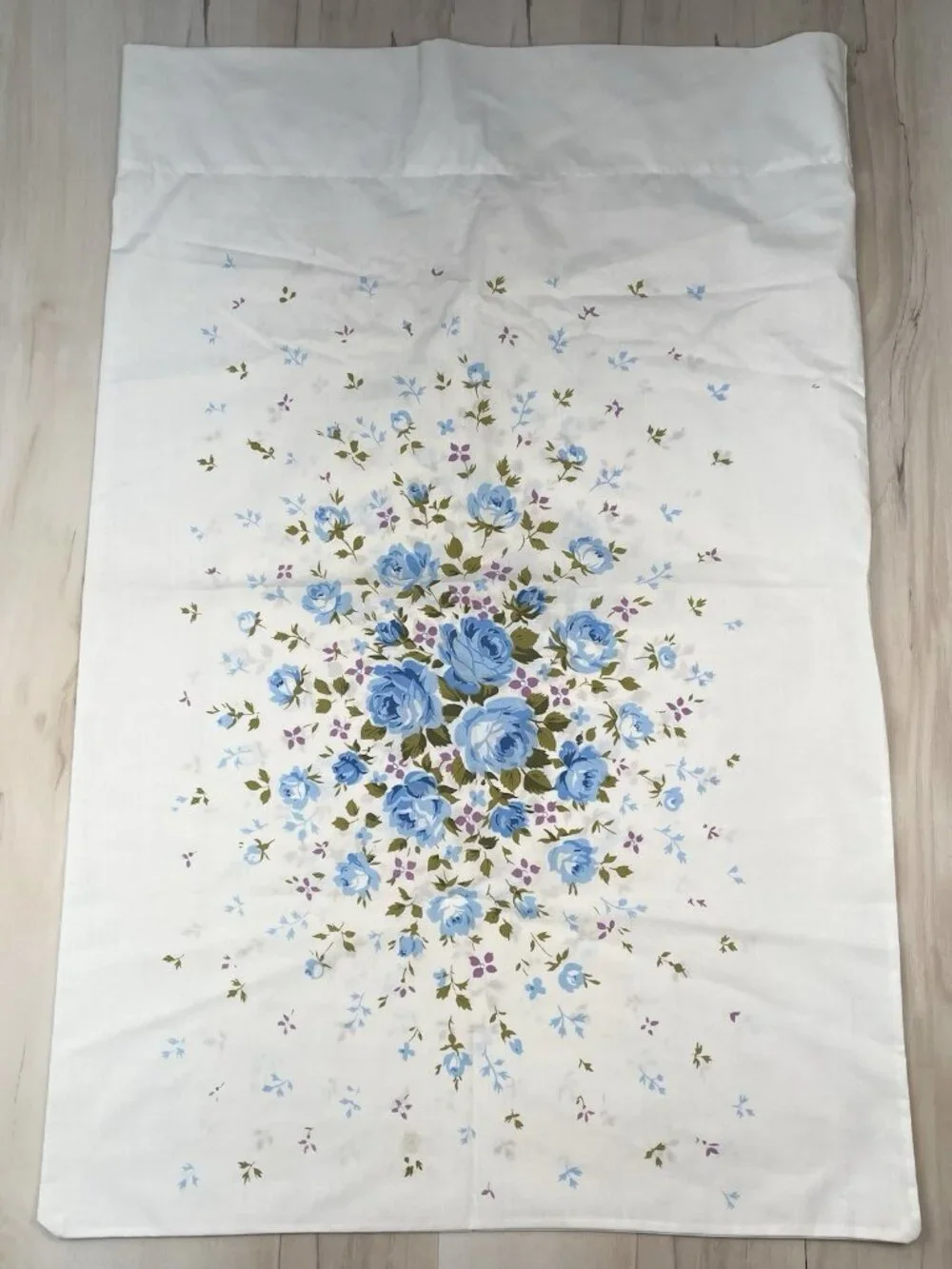 VTG FIELDCREST Perfection 2 Fine Combed Percale KING Size Blue Rose PILLOWCASES